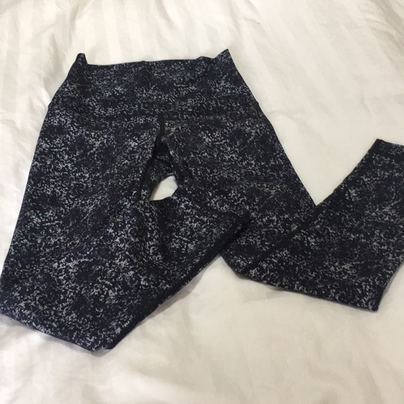 Lululemon Hightimes Leggings - Picture 3 of 6